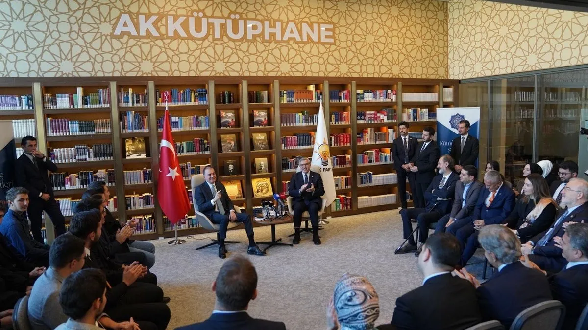 AK Parti'de Kütüphane Sohbetleri programının ilk konuğu Ömer Çelik oldu