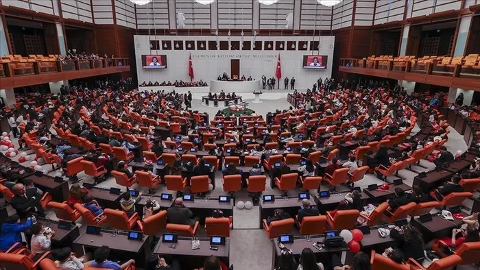 tbmmden-fransa-ulusal-meclisinin-asuriler-ve-keldanilere-iliskin-kararina-yonelik-tezkere-kabul-edildi-1714660818297.jpeg TBMM'den Fransa Ulusal Meclisinin skandal kararına kınama! Tezkere kabul edildi... - 2