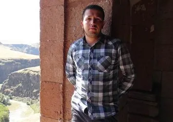 İlhan öğretmen, Facebook'tan 'hoşçakalın' yazıp ölüme atladı