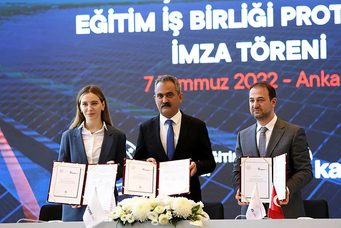 Milli Eğitim Bakanlığı ile Kalyon PV arasında iş birliği protokolü! Bakan Özer ve Haluk Kalyoncu'dan önemli mesajlar - 2