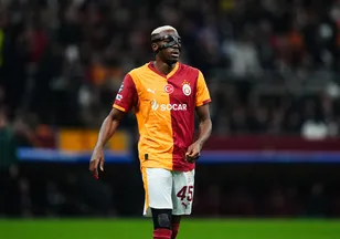 Galatasaray'da maaşlar ödenmiyor iddialarına yanıt | Osimhen için açıklama geldi