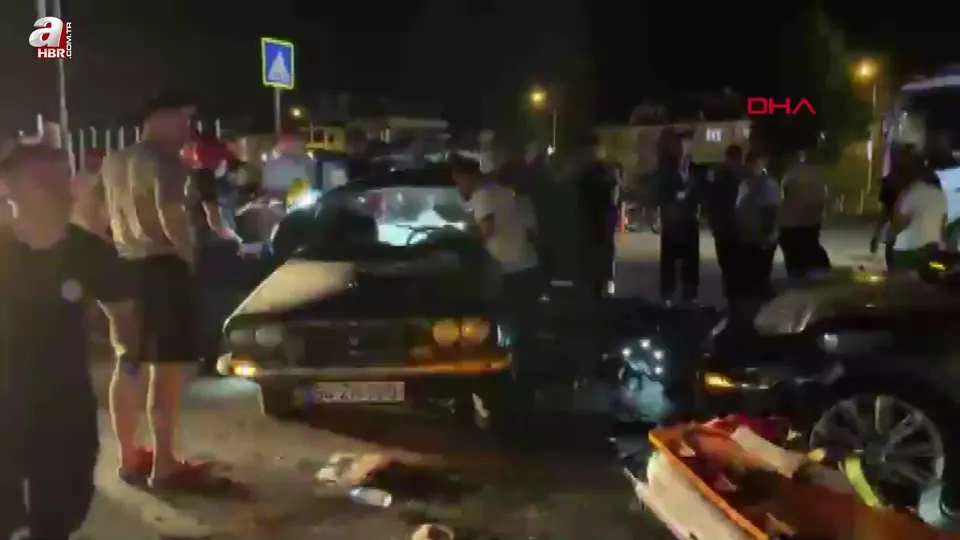 Sakarya’da 2 otomobil çarpıştı; 5 yaralı