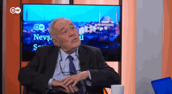 İlber Ortaylı’dan Nevşin Mengü’ye tarih dersi! Skandal haberi savunayım derken rezil oldu