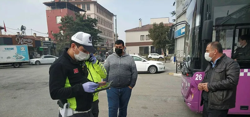 Çorum'da koronavirüs denetimleri: Kurallara uymayan 1964 kişiye para cezası