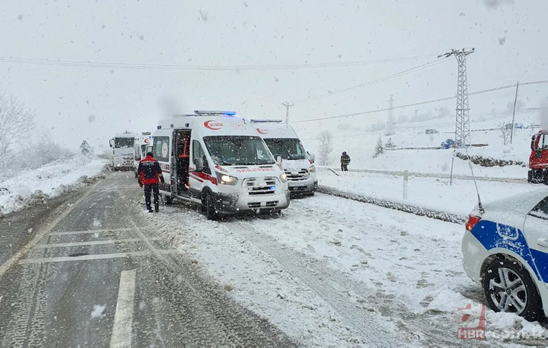 Tokat’ta yolcu otobüsü devrildi! Ölü ve yaralılar var 1