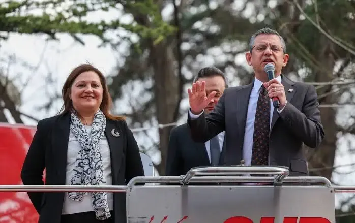 chpde-bir-yapi-daha-catladi-burcu-koksal-ak-parti-yolunda-1778239605717.png CHP’de bir yapı daha çatladı: Burcu Köksal AK Parti yolunda - 1