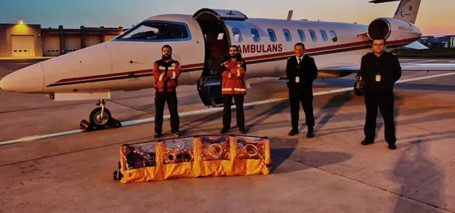 Sağlık Bakanı Fahrettin Koca’dan İsveç’e geliyoruz mesajı