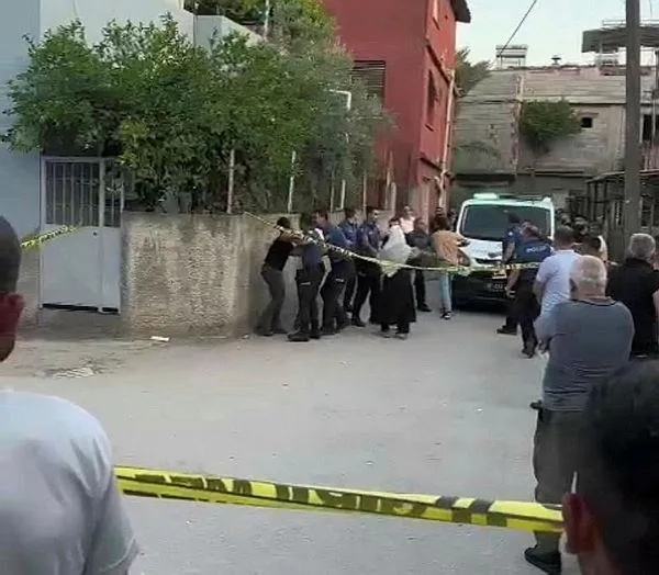 Adana'da sokak ortasında vahşet! Önce eşini vurdu sonra intihar etti - 1
