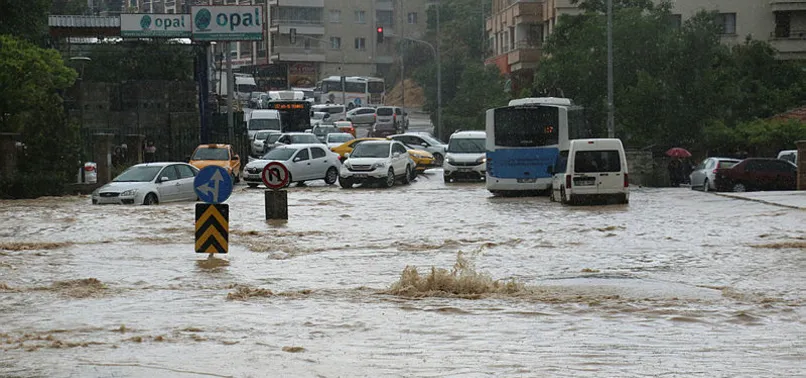 Meteoroloji ve AFAD'dan o illere kritik uyarı! Sel su baskını ve yıldırım...