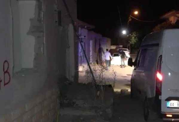 Kan donduran cinayet! Canlı yayında boğazını kesti - 3