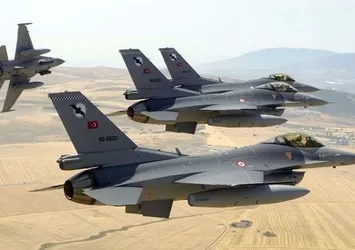 TSK'dan Kandil'e yoğun bombardıman