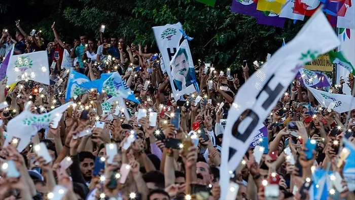 son-dakika-hdp-kapatilacak-mi-deliller-aym-inceleyecek-tarih-belli-oldu-1651762490573.jpg Son dakika: HDP kapatılacak mı? Delilleri AYM inceleyecek! Tarih belli oldu - 2