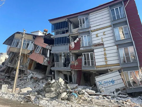 yeni-deprem-hangi-bolgede-bekleniyor-o-faylar-tetiklendi-kahramanmaras-depremi-icin-uyaran-uzman-a-haberde-aci-1677272108626.jpg Yeni deprem hangi bölgede bekleniyor? O faylar tetiklendi! Kahramanmaraş depremi için uyaran Alican Kop A Haber'de açıkladı - 6