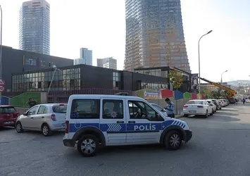 Ataşehir'de rezidansta silahlı saldırı: 3 yaralı