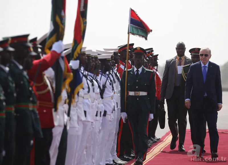Başkan Erdoğan Gambiya’da resmi törenle karşılandı 23