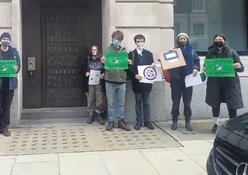 İslami değerleri hedef almıştı! Dünyanın 31 kentinde ‘Spotify’da Adalet’ protestosu