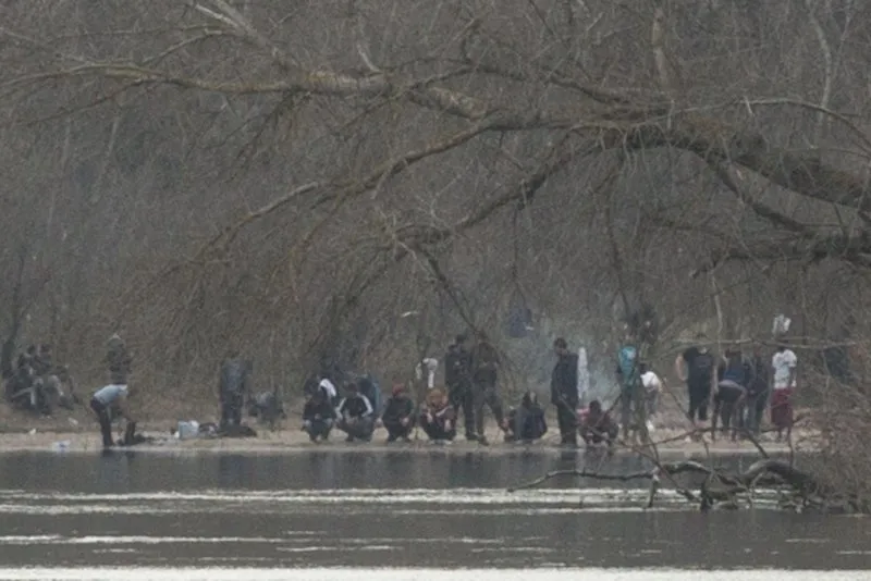 Insanlik Drami Siginmacilar Meric Nehri Nde Yikandi