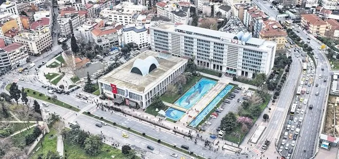  Parayı Özgür Karabat’a ait çakarlı araçla İmamoğlu İnşaat’a taşıdım