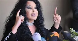 Bülent Ersoy adliyede