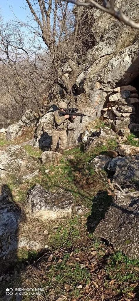 son-dakika-batmanda-eren-kis-34-operasyonu-basladi-677-personel-katiliyor-1649237992502.jpg Son dakika: Batman'da Eren Kış-34 operasyonu başladı! 677 personel katılıyor - 3