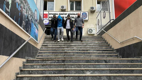 CHP İl binasına silahlı saldırı! Firari şüpheli yakalandı