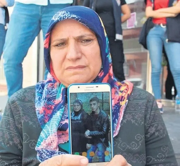 Diyarbakır’da ’Evlat Nöbeti’ tutan annelerin eylemi çığ gibi büyüyor