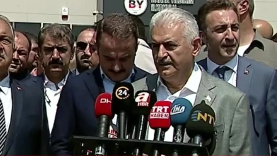 Binali Yildirim In Koltuk Elden Gitti Esprisi Herkesi Guldurdu M Bursadabugun Com