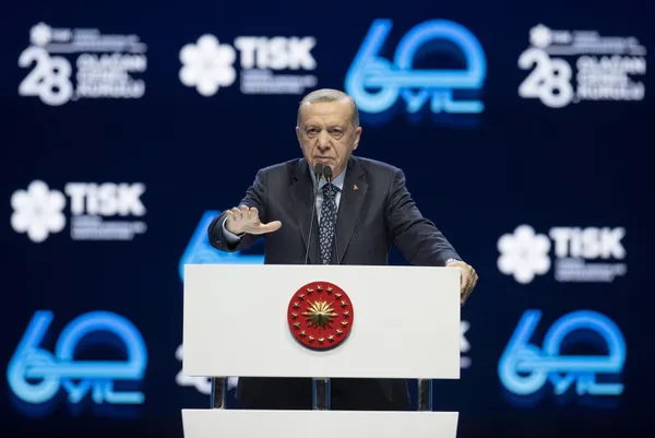 Son dakika: Başkan Erdoğan'dan TİSK 28. Olağan Genel Kurulu'nda önemli açıklamalar | Asgari ücret ve enflasyon mesajı - 1