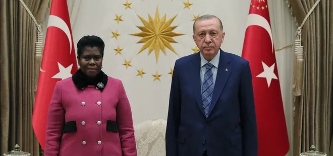Başkan Erdoğan Güney Afrika Cumhuriyeti Cezayir ve Tanzanya Büyükelçilerini Külliye’de kabul etti