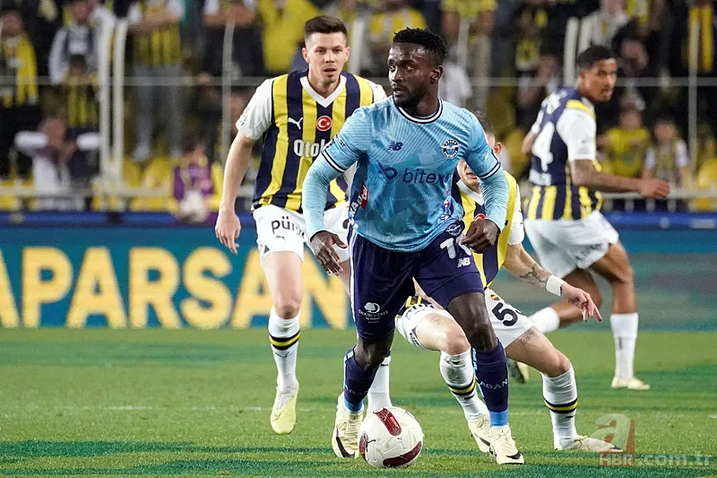 Fenerbahçe-Adana Demirspor maçı sonrası hakem Arda Kardeşler'e şok eleştiri: Penaltı... 8