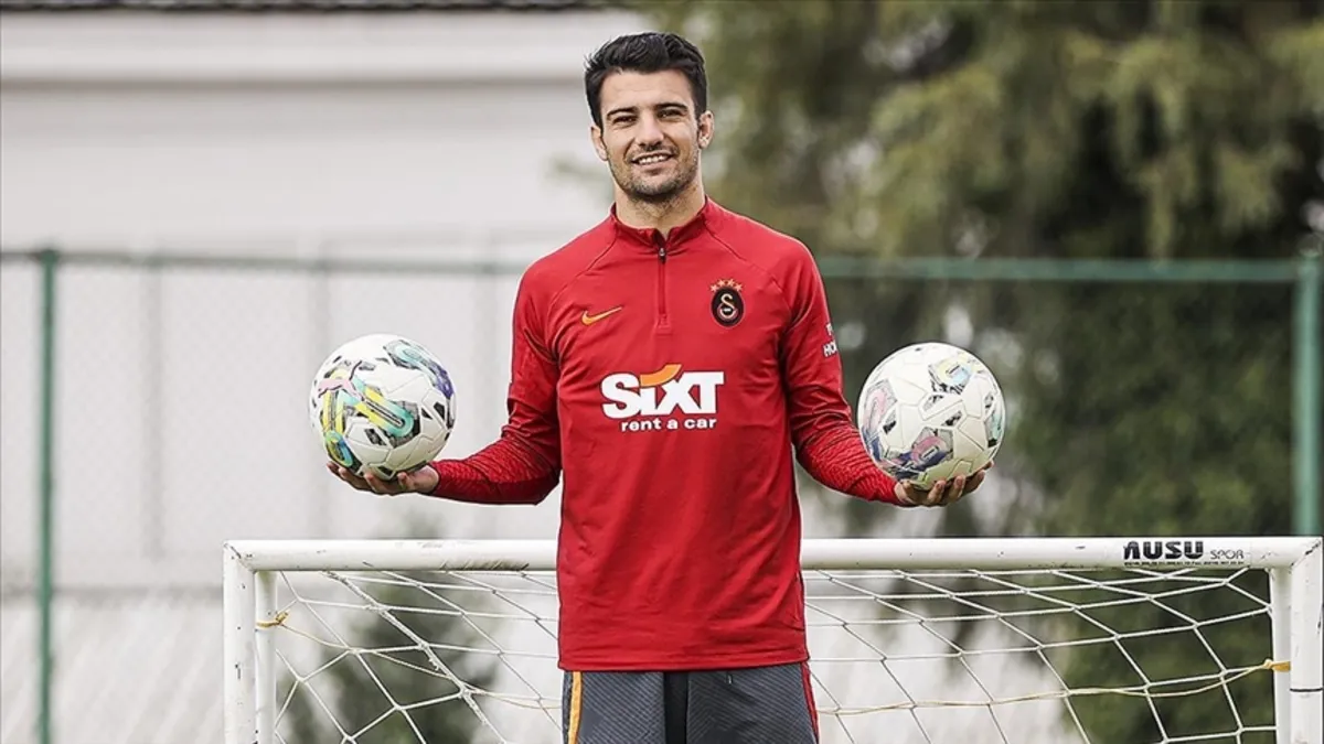 Leo Dubois'e Süper Lig'den talip! Göztepe tecrübeli oyuncuyu istiyor...