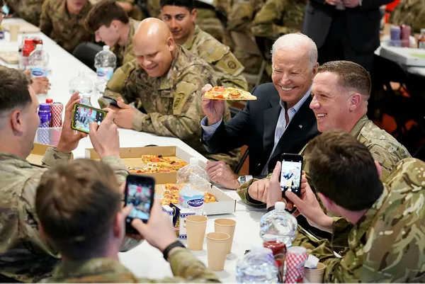 abd-baskani-joe-bidendan-polonya-ukrayna-sinirinda-onemli-aciklamalar-1648222588571.jpg ABD Başkanı Joe Biden'dan Polonya - Ukrayna sınırında önemli açıklamalar - 2