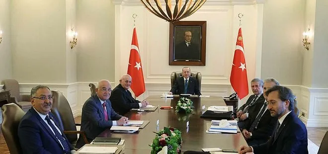 Son dakika: Cumhurbaşkanlığı Yüksek İstişare Kurulu Başkan Erdoğan liderliğinde toplandı