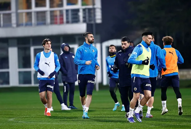 fenerbahce-slavia-prag-maci-sifreli-mi-sifresiz-mi-fb-avrupa-konferans-ligi-fb-slavia-prag-maci-hangi-kanalda-1645012384664.jpg Fenerbahçe Slavia Prag maçı şifreli mi, şifresiz mi? FB Avrupa Konferans Ligi FB Slavia Prag maçı hangi kanalda, saat kaçta? - 4