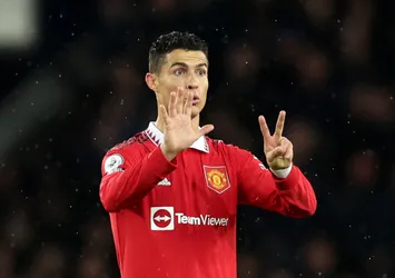 Ronaldo yine tarihe geçti
