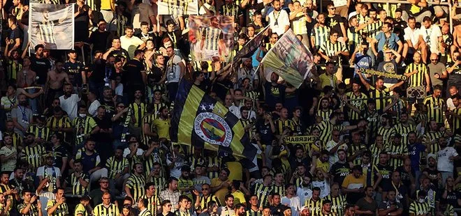 Fenerbahçe taraftarının kurbanı oldu: Dinamo Kiev maçında “Putin” sesleri!
