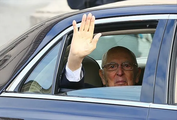 Eski İtalya Cumhurbaşkanı Napolitano hayatını kaybetti