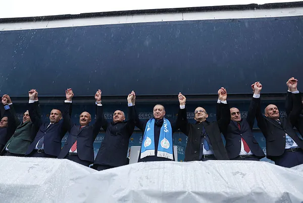 Başkan Erdoğan Rize ve Trabzon’da düzenlenen mitinglerde önemli açıklamalarda bulundu