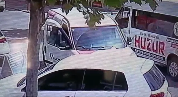 1684504341965.jpg Bu kadarı da "pes" dedirtti! Pişkin hırsız herkesin gözü önünde... - 2