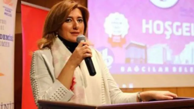 FETÖ sanığı Burcu Kalkan Oğuztürk'ten ByLock için 'yasak aşk' itirafı - 1