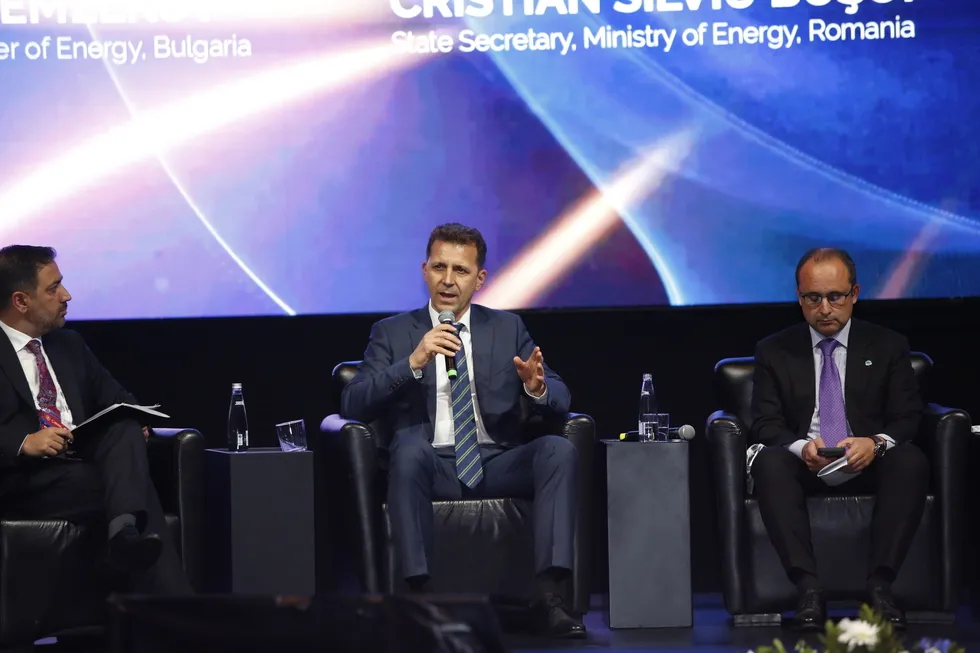 Enerjinin kalbi Turkuvaz Medya öncülüğünde INRES 2026’da attı! Bakan Bayraktar: Hedefimiz Türkiye’yi enerjide merkez ülke konumuna getirmek - 1