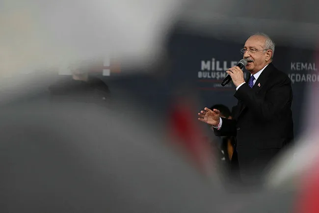 chpde-sadullah-ergin-krizi-listeden-cikarilacak-mi-chpde-bir-grup-harekete-mi-gecti-1681292213170.jpg CHP’de Sadullah Ergin krizi | Listeden çıkarılacak mı? CHP'de bir grup harekete mi geçti? - 7