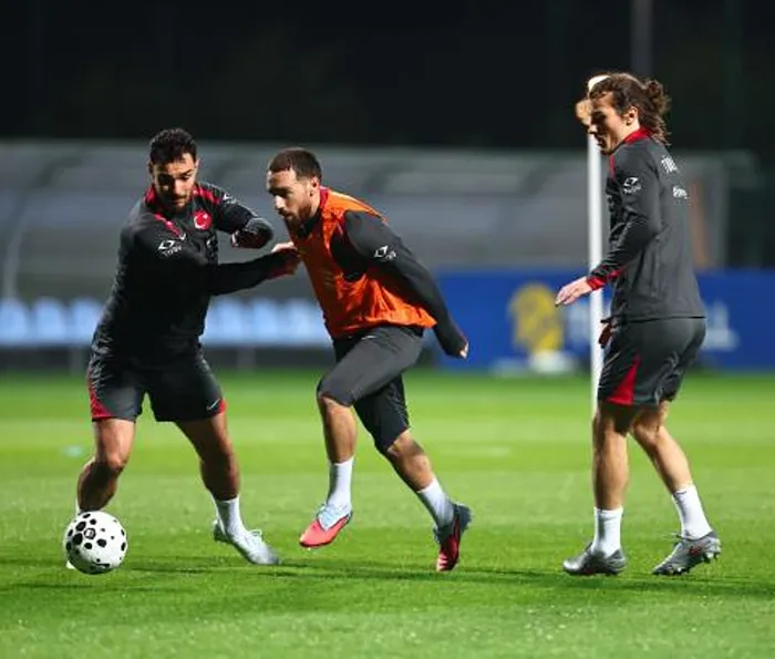 Türkiye - Bulgaristan maçı! Montella’dan sürpriz ilk 11 kararı