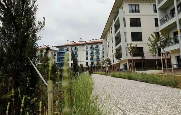 Aileler dev sosyal konut projesiyle evlerine kavuştu! Başkan Erdoğan’a teşekkür