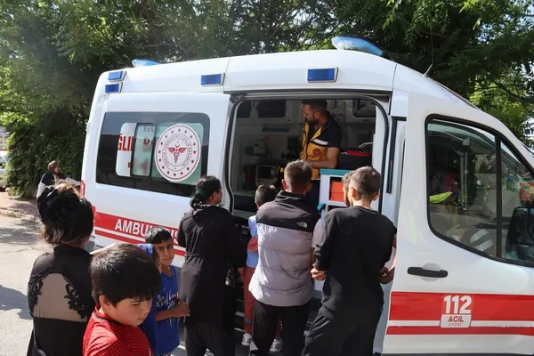 kayseride-evlenmek-istedigi-kizi-ailesi-istemeyince-intihara-kalkisti-1656591385972.jpg Kayseri’de evlenmek istediği kızı ailesi istemeyince intihara kalkıştı - 3