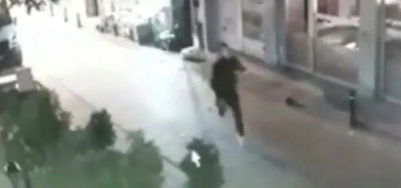 İstanbul Kadıköy'de hesaba kızdı molotof attı
