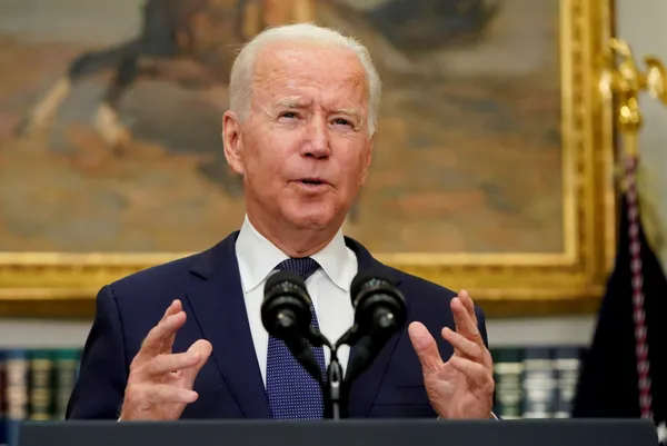 abd-baskani-bidendan-afganistan-aciklamasi-kabilden-28-bin-kisiyi-tahliye-ettik-1629689077806.jpg ABD Başkanı Biden'dan Afganistan açıklaması: Kabil'den 28 bin kişiyi tahliye ettik - 4