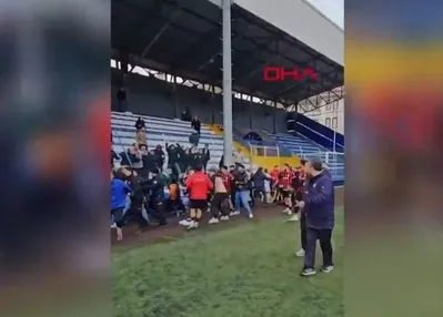 Amatör lig maçında stadyum karıştı