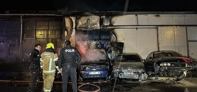 Bursa’da oto tamirhanesinde çıkan yangında 4 araç zarar gördü