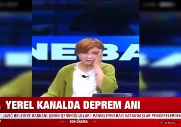 Malatya'daki yerel kanalda deprem anı! İşte sunucunun panik anları